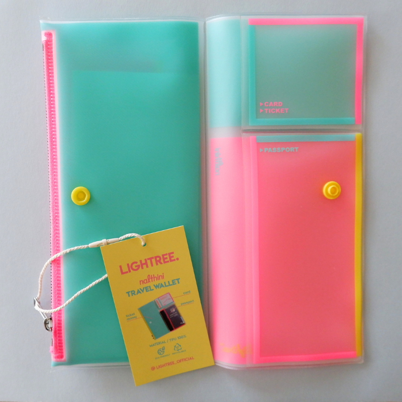 LIGHTREE TRAVEL WALLET COLOR LINING パスポートケース