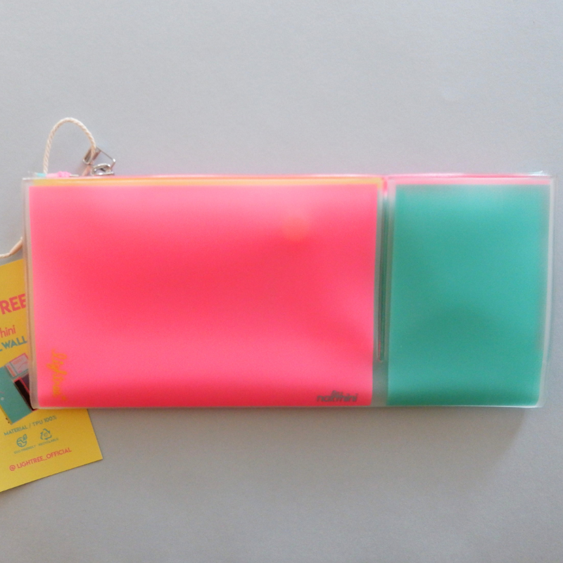 LIGHTREE TRAVEL WALLET COLOR LINING パスポートケース